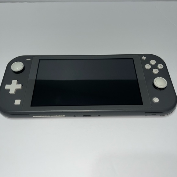 Nintendo Switch Lite Console - Gray with 5 games - Picture 12 of 15
